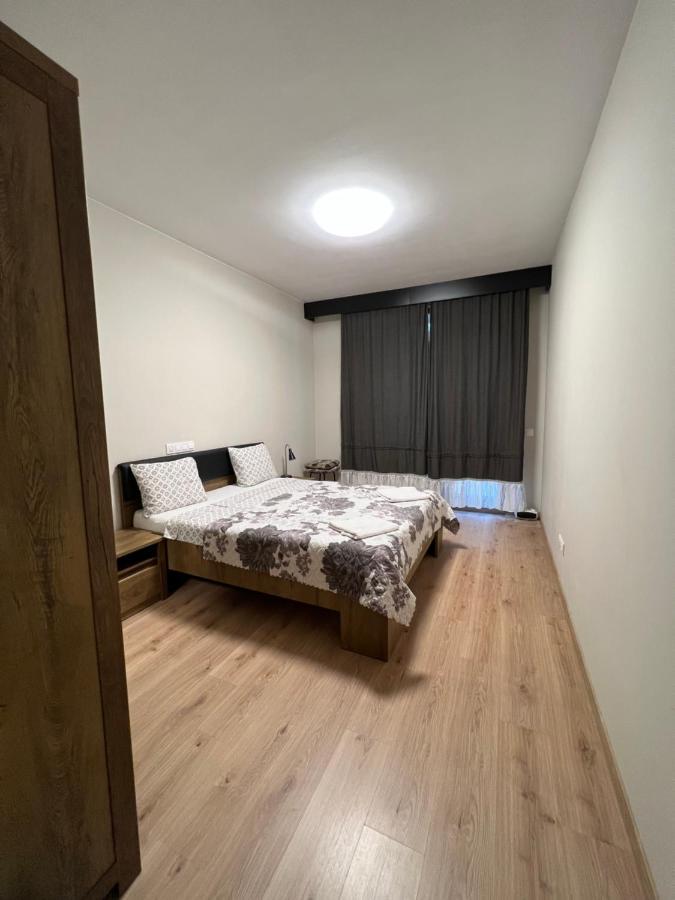 Business And Leisure Apartments In Mladost 2 With Free Garage Sofia Bagian luar foto